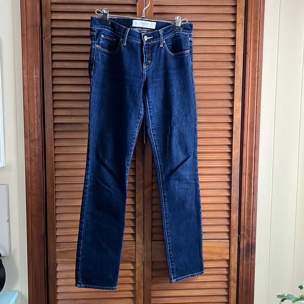 Abercrombie & Fitch Erin Perfect Stretch Straight Low Rise Dark Blue W26 L33